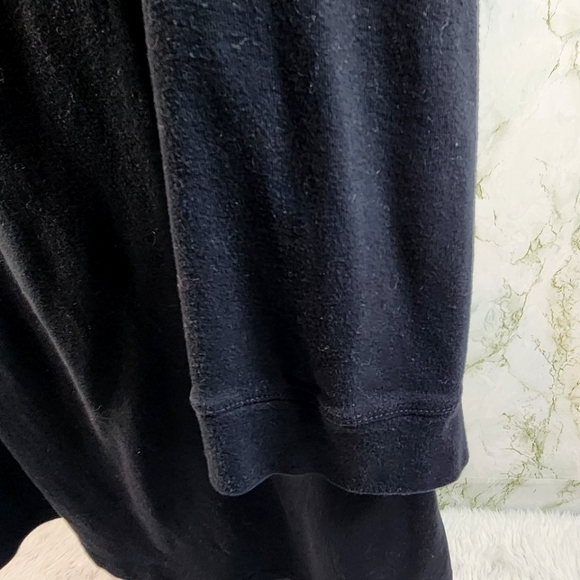 Old Navy Black Top - Picture 6 of 11